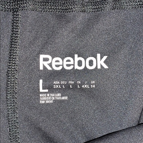 Reebok Shorts (quantity 2) - Picture 8 of 9